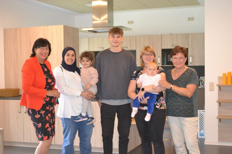 Neue Kindergarten-Zweigstelle am Drosselberg Neue Kindergarten-Zweigstelle am Drosselberg